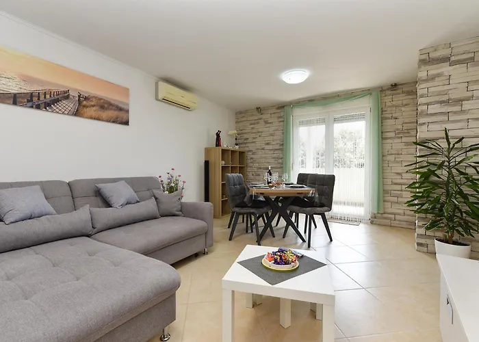 Apartment Dani 2333